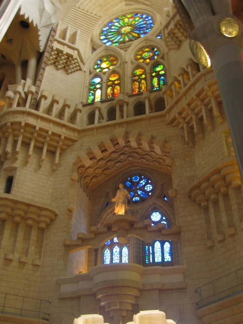 Inside Sagrada Familia | 4 days in Barcelona via wetriotravel