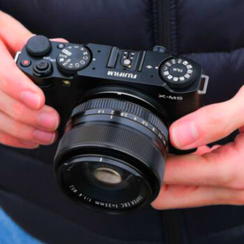 10 Best Cameras for the Minimalist Traveler