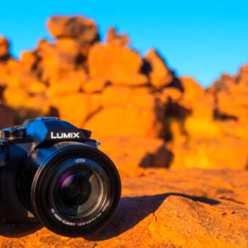10 Best Compact Cameras for Travel That Pros Secretly Love