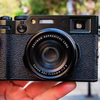 10 Best Compact Cameras for Travel with Long Battery Life