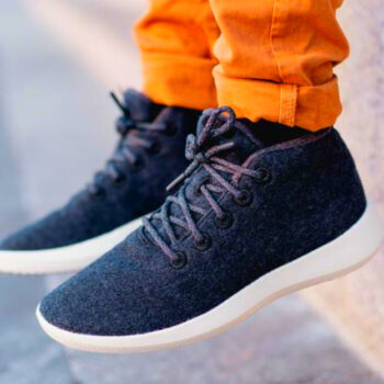 10 Best Lightweight Travel Shoes for Winter 2025 (Under 1200g)