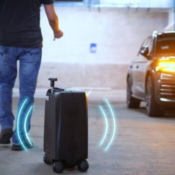 10 Best Wi-Fi Enabled Carry-Ons for Business Travelers