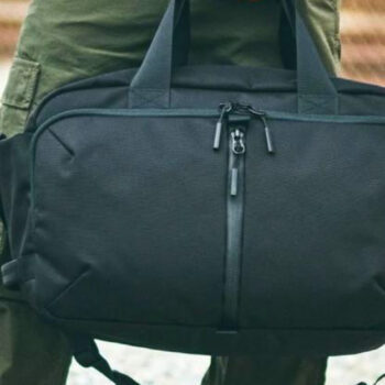 10 Effortless Weekender Bags Perfect for Your October Getaway