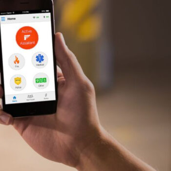 10 Emergency Apps Every Traveler Should Download