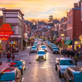 10 Hidden U.S. Towns You Need to Visit Before They Go Viral