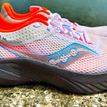 10 Lightest Travel Shoes for Woman That Don't Sacrifice Comfort