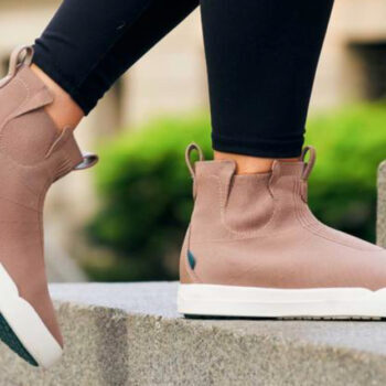 12 Best Fall Travel Shoes for Women in (Oct 2025): Waterproof, Packable, All-Day Comfortable