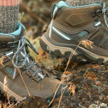 7 Best Multi-Use Travel Shoes That Do It All in 2025 (Stop Overpacking)