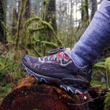 7 Best Travel Socks for Travelers Who Walk 10,000+ Steps Daily