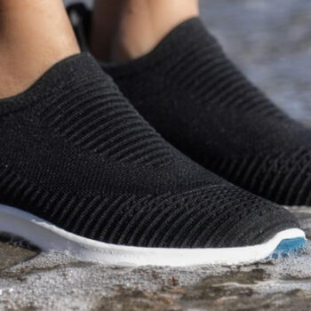 9 Best Slip-On Shoes for Men Traveling This November 2025