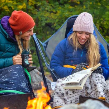 9 Best Travel Blankets for Fall Comfort in 2025