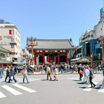 Asakusa gate - Japan Travel tips