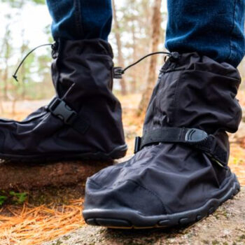 Insider Travel Products Locals Use in Snowy Cities (2025)