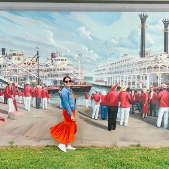 Tamara in front of steamboat mural in Paducah Kentucky