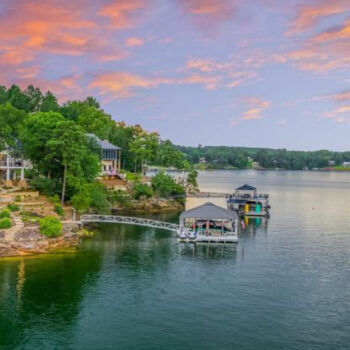 The Alabama Lake So Clear Locals Call It “Glasswater”