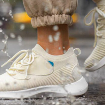 The Best Travel Sneakers for 2025: Lightweight, Stylish, and Airport-Ready