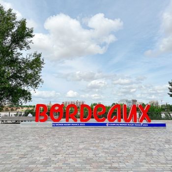 Bordeaux sign